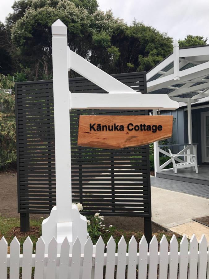Kanuka Cottage - Tranquil And Relaxing 아카로아 외부 사진